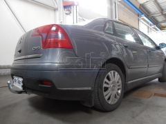 teglich-za-citroen-c5-ii-2004-2008-10