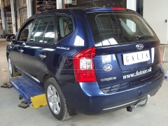 teglich-za-kia-carens-2006-2013-18