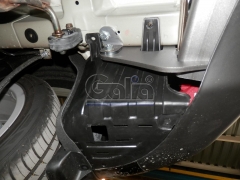 teglich-za-kia-carens-2013-8