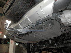 teglich-za-mitsubishi-pajero-2000-9