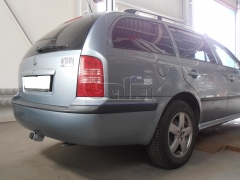 teglich-za-skoda-octavia-kombi-1997-2010-17