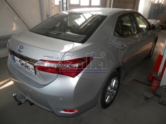 teglich-za-toyota-corolla-2013-8