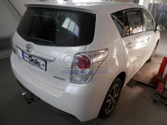 teglich-za-toyota-verso-2009-10