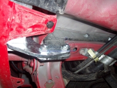 teglich-za-toyota-yaris-2006-1