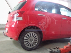 teglich-za-toyota-yaris-2006-11