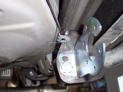 teglich-za-toyota-yaris-2006-18