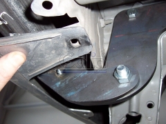 teglich-za-toyota-yaris-2006-21